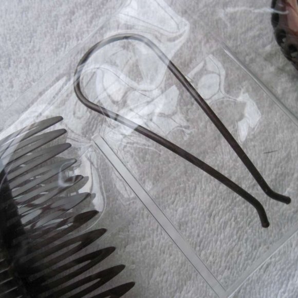 Goody Simple Styles Brunette Modern Updo Spin Pins - Picture 3 of 9